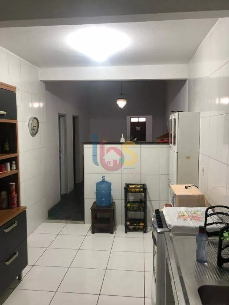 Casa à venda com 4 quartos, 126m² - Foto 4