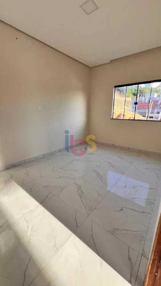 Casa à venda com 3 quartos, 151m² - Foto 9