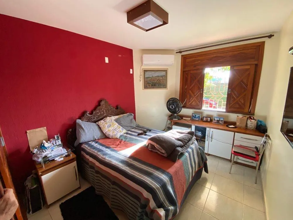 Casa, 7 quartos, 225 m² - Foto 1
