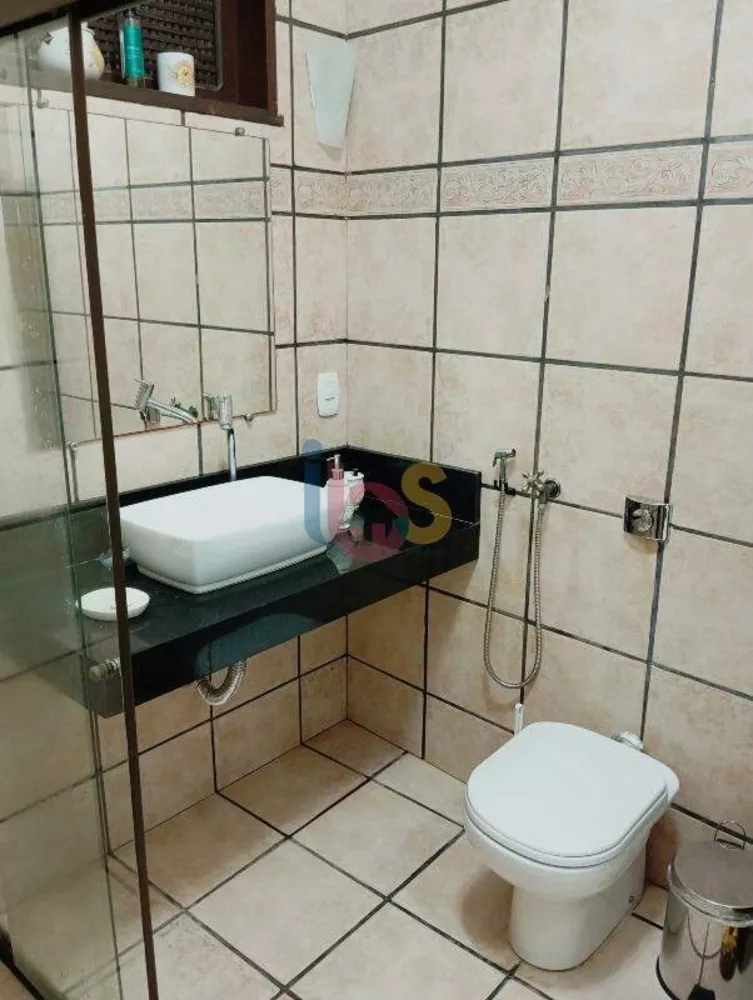 Casa, 6 quartos, 237 m² - Foto 6