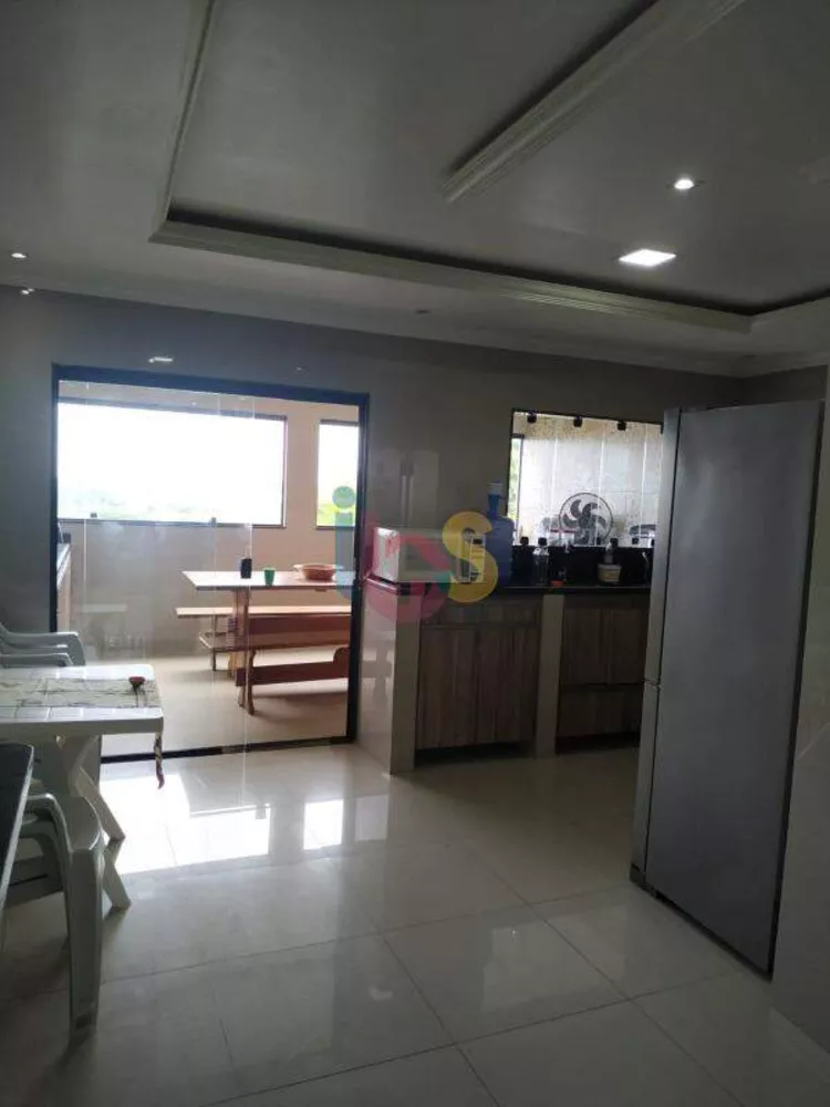 Casa Comercial à venda com 5 quartos, 360m² - Foto 4