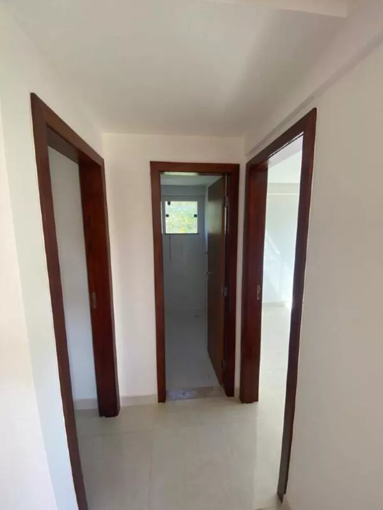 Apartamento à venda com 3 quartos, 134m² - Foto 3