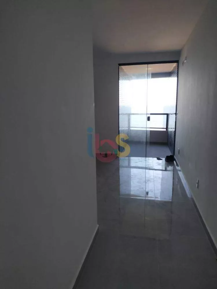 Apartamento à venda com 2 quartos, 72m² - Foto 3