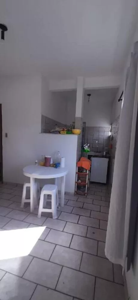 Casa Comercial à venda com 2 quartos, 144m² - Foto 3