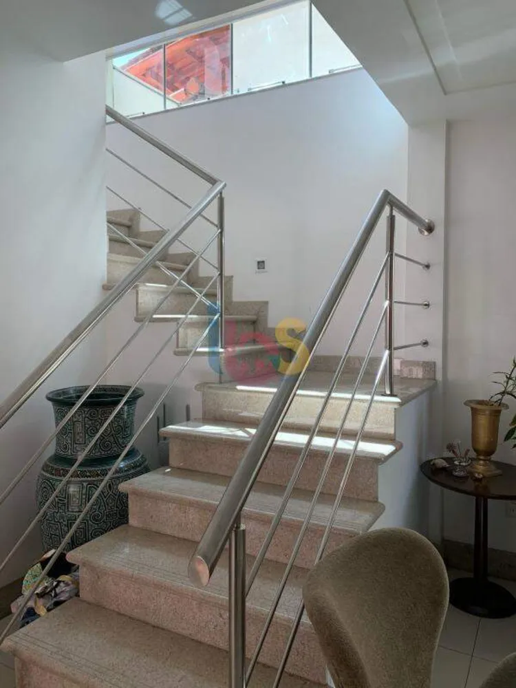 Casa, 4 quartos, 300 m² - Foto 2