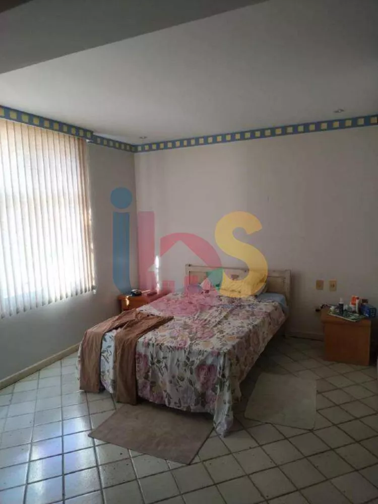 Apartamento à venda com 3 quartos, 146m² - Foto 4