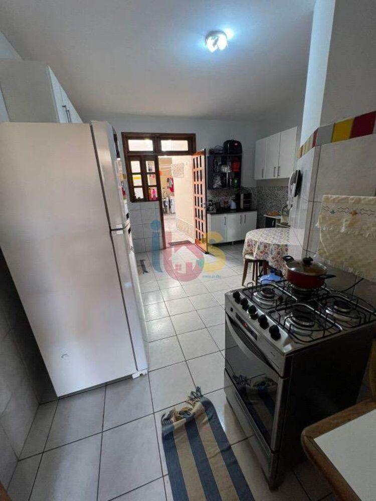 Casa, 4 quartos, 228 m² - Foto 5