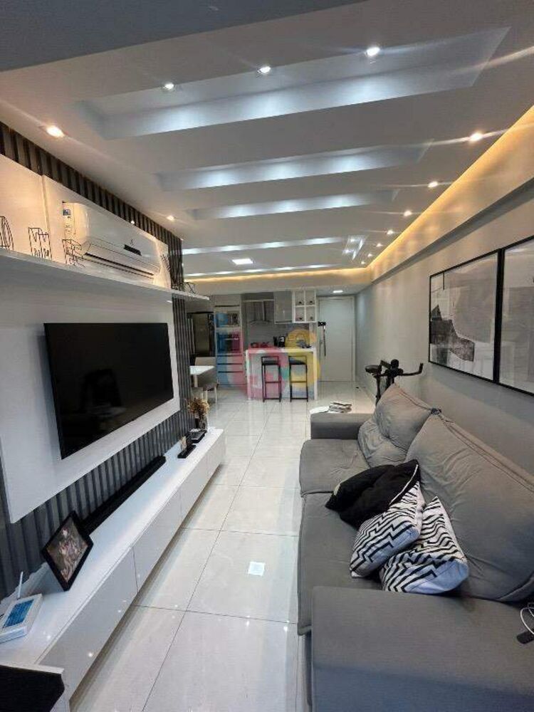 Apartamento à venda com 2 quartos, 60m² - Foto 1