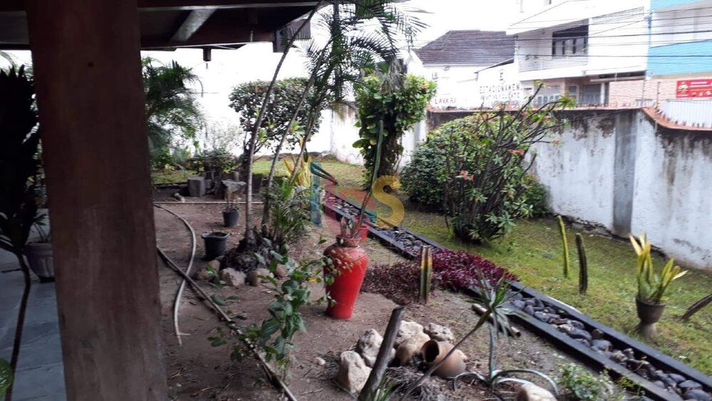 Casa, 6 quartos, 800 m² - Foto 2