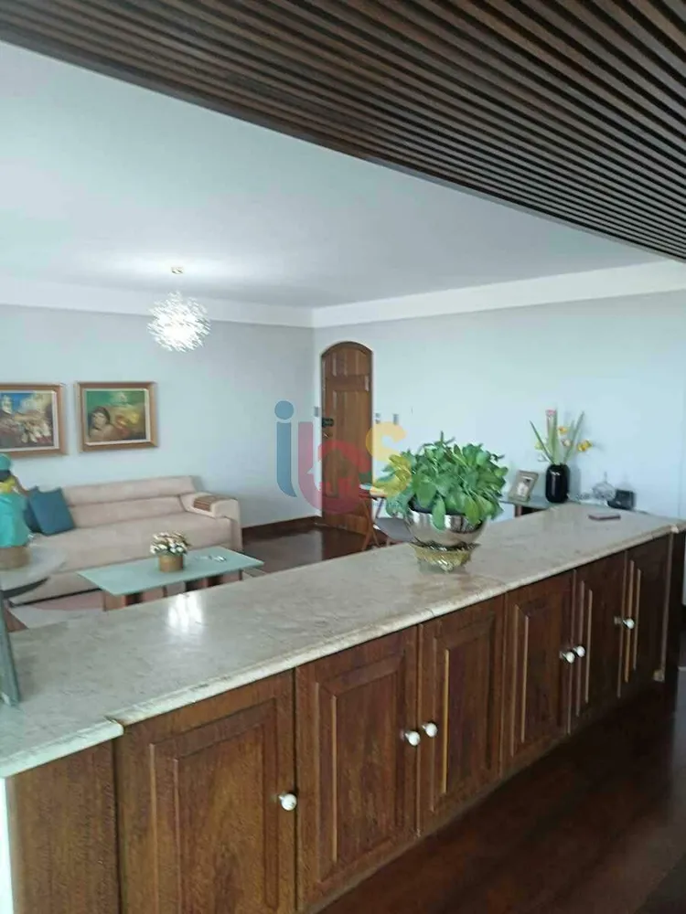 Apartamento, 4 quartos, 247 m² - Foto 6
