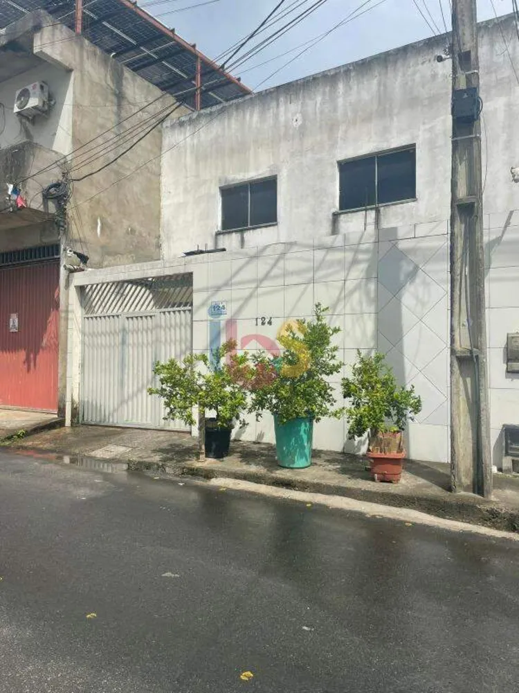 Casa, 3 quartos, 240 m² - Foto 1