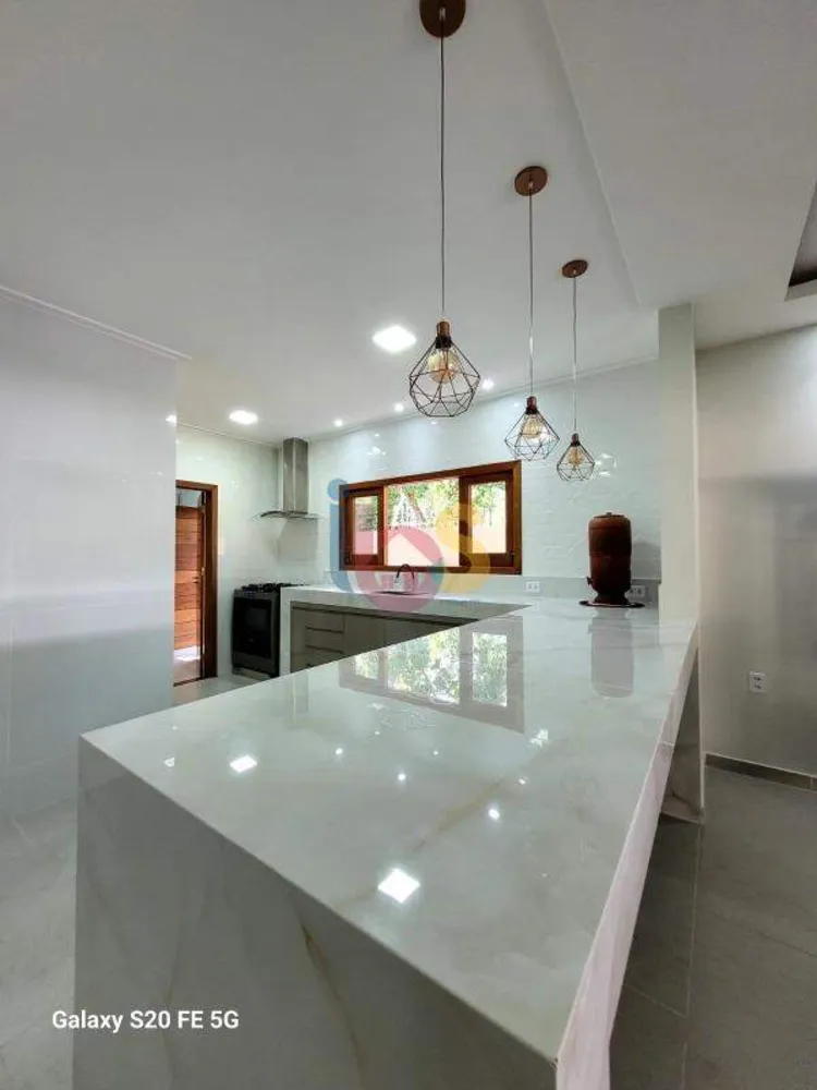 Casa, 4 quartos, 380 m² - Foto 2