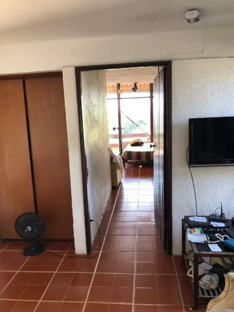 Casa à venda com 7 quartos, 600m² - Foto 5