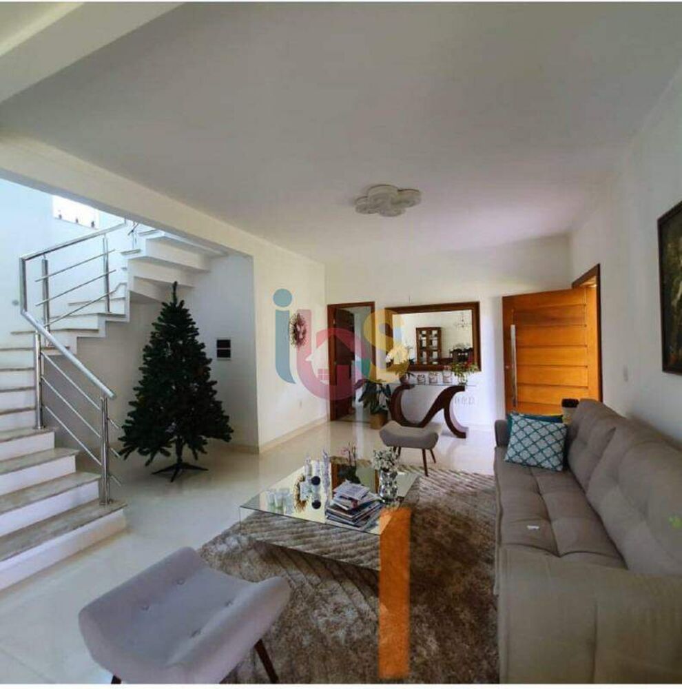 Casa, 4 quartos, 250 m² - Foto 1