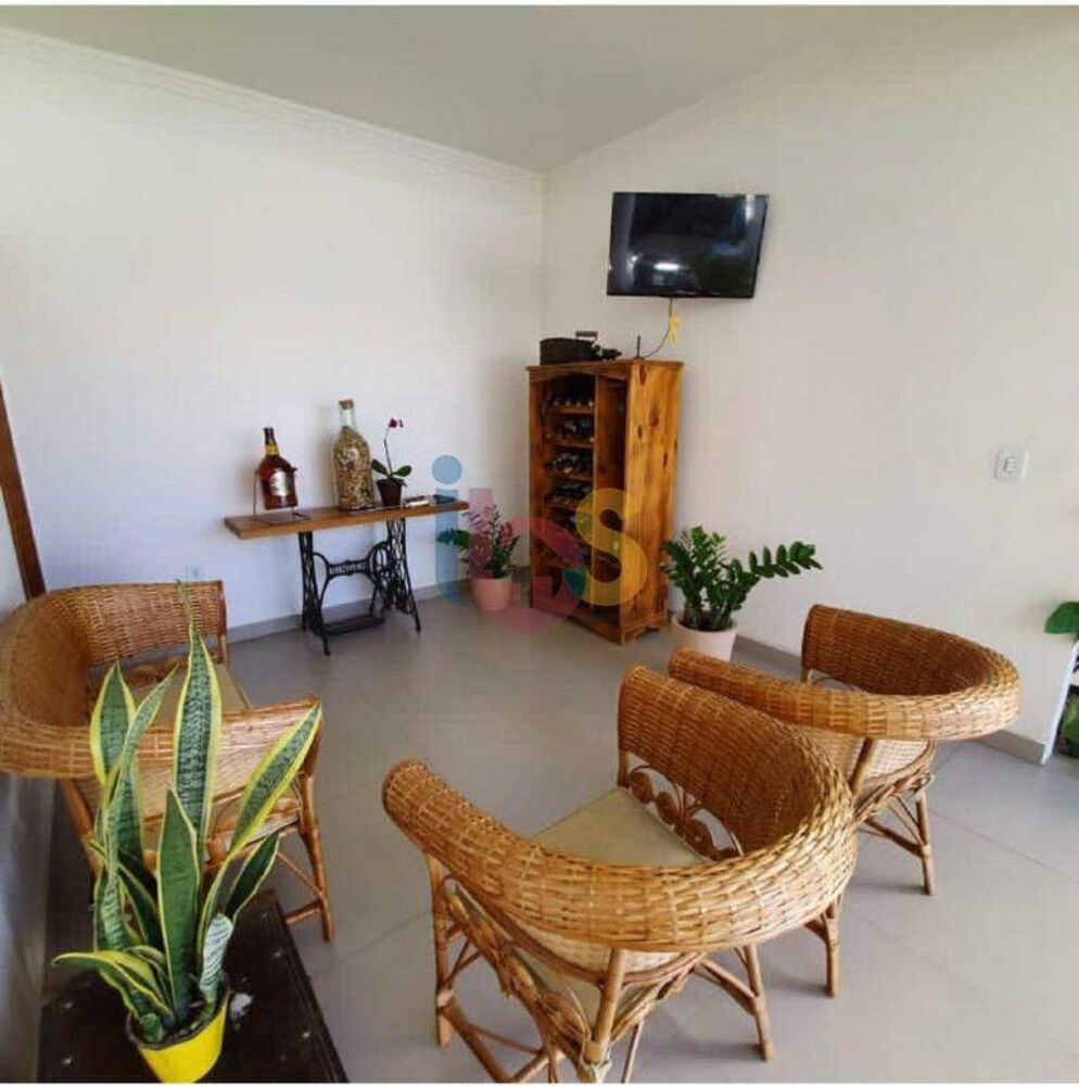 Casa, 4 quartos, 250 m² - Foto 2