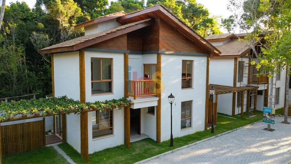 Casa, 3 quartos, 199 m² - Foto 1