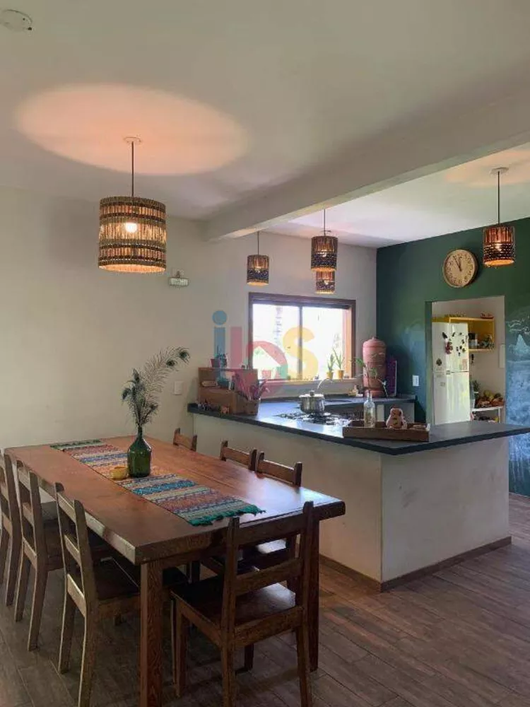Casa, 3 quartos, 250 m² - Foto 9