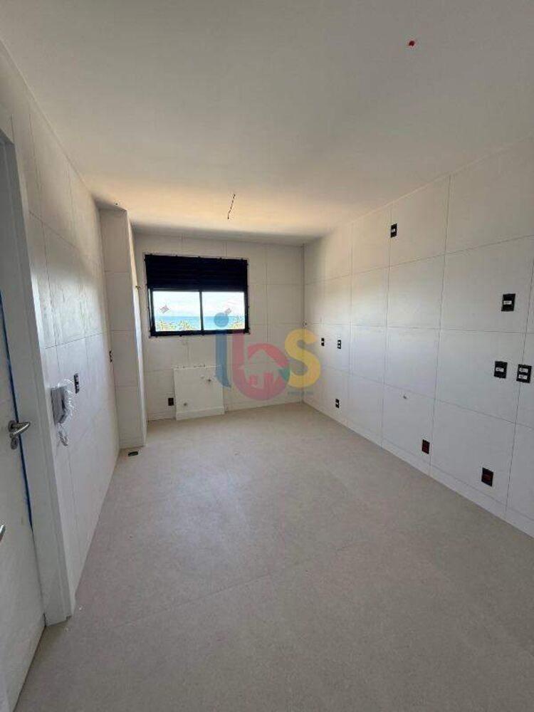 Apartamento, 4 quartos, 219 m² - Foto 2