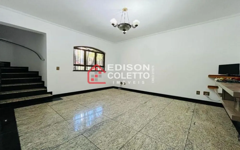 Casa, 3 quartos, 244 m² - Foto 4