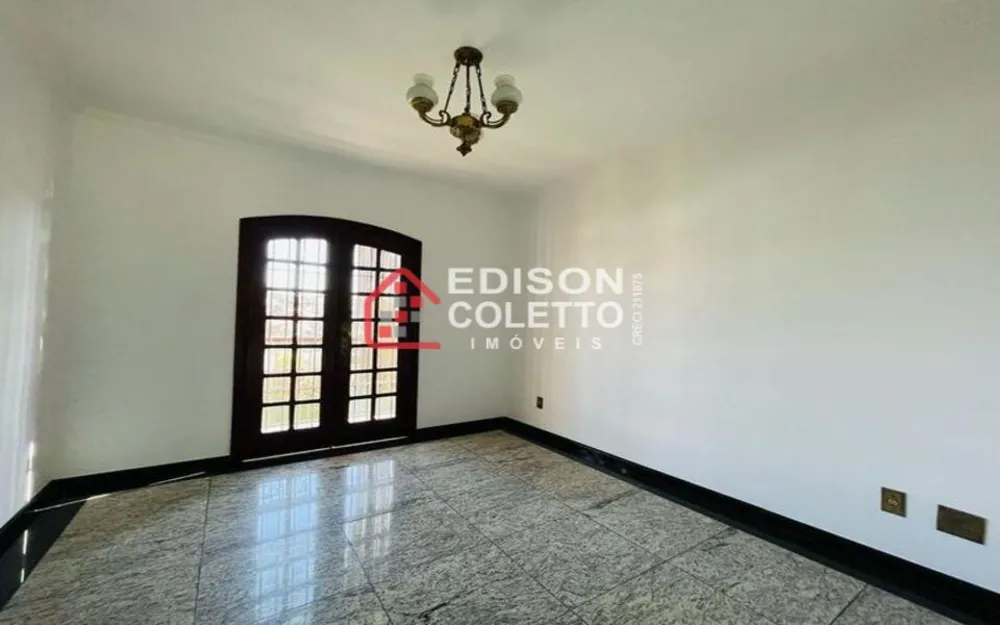 Casa, 3 quartos, 244 m² - Foto 2