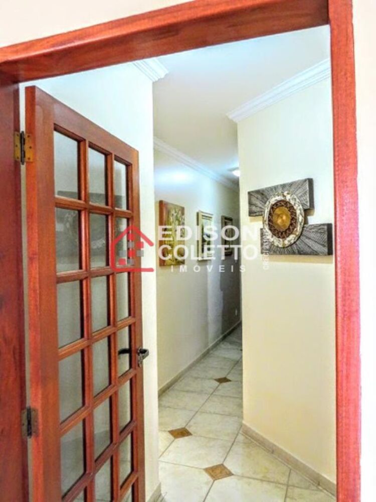 Casa, 3 quartos, 218 m² - Foto 6