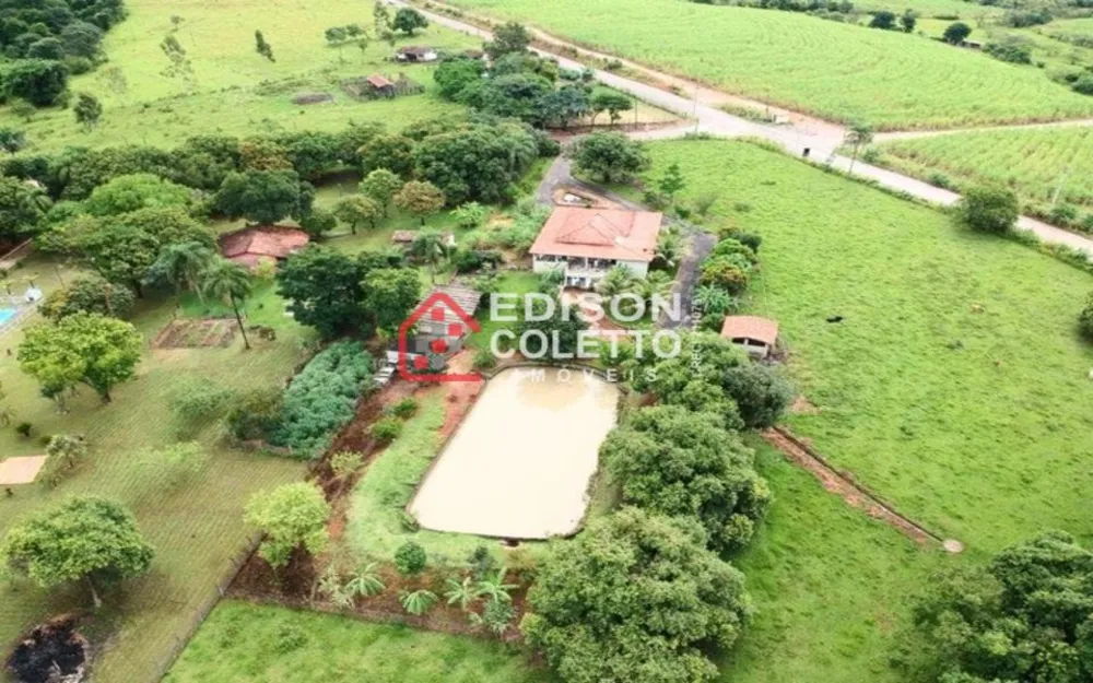 Sítio, 2 quartos, 3 hectares - Foto 1