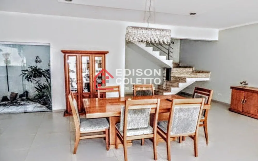 Casa, 3 quartos, 255 m² - Foto 4