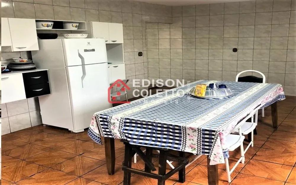 Casa, 3 quartos, 270 m² - Foto 9