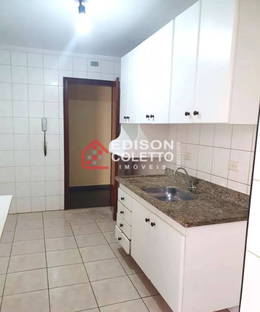 Apartamento à venda com 2 quartos, 67m² - Foto 12