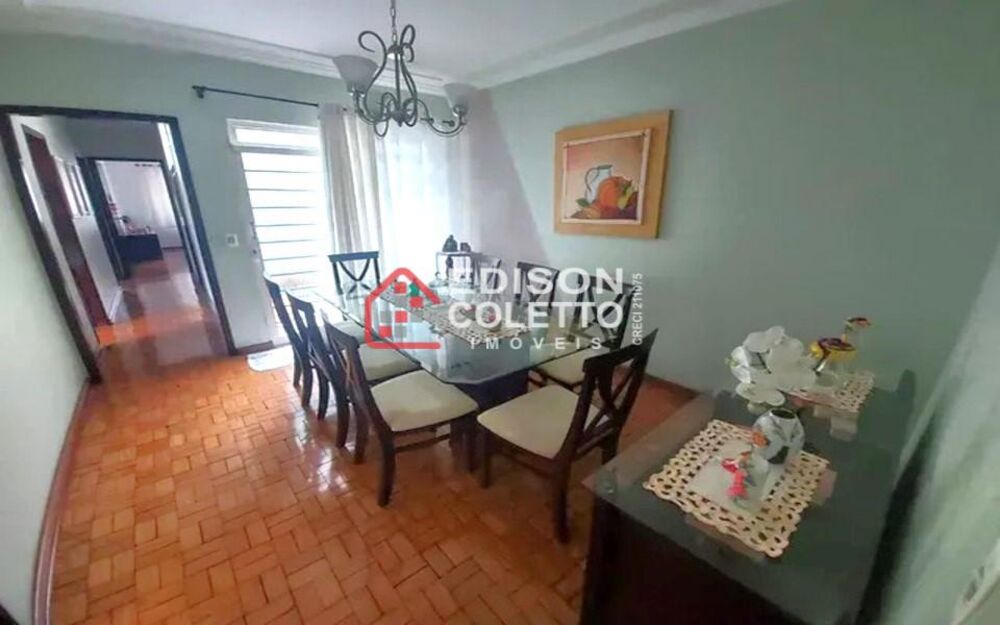 Casa, 3 quartos, 141 m² - Foto 2