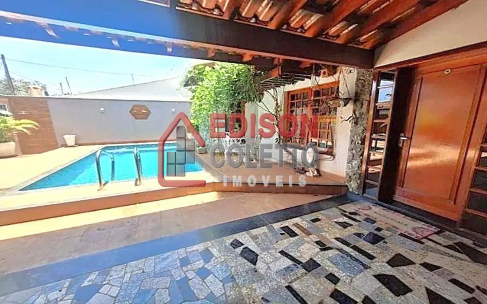 Casa, 3 quartos, 245 m² - Foto 6