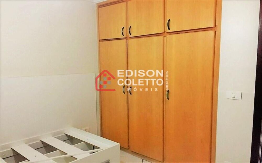 Casa à venda com 2 quartos, 130m² - Foto 6