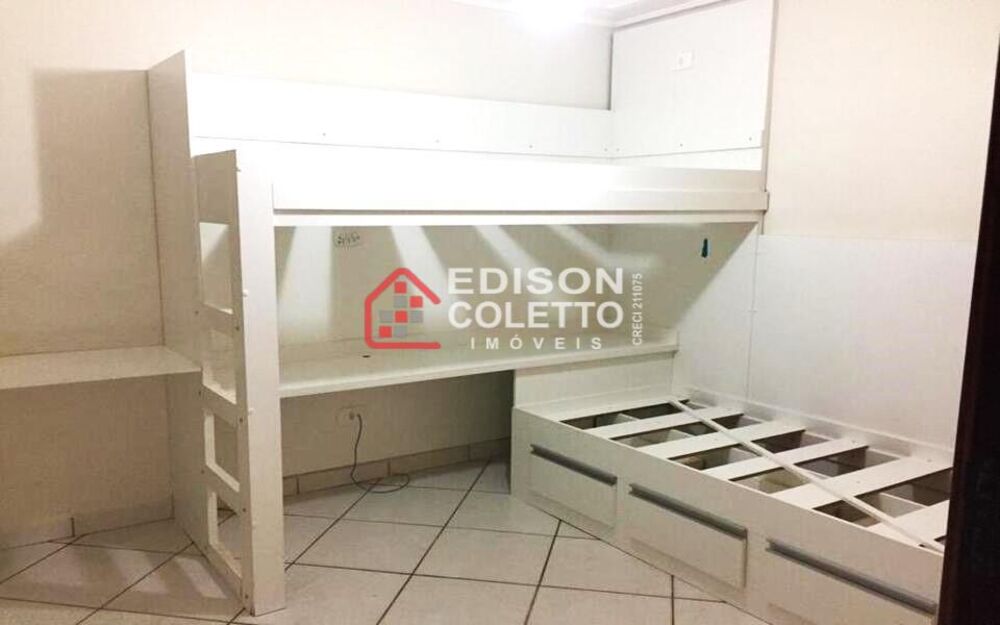 Casa à venda com 2 quartos, 130m² - Foto 7