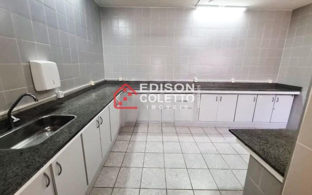 Prédio Inteiro para alugar, 116m² - Foto 3