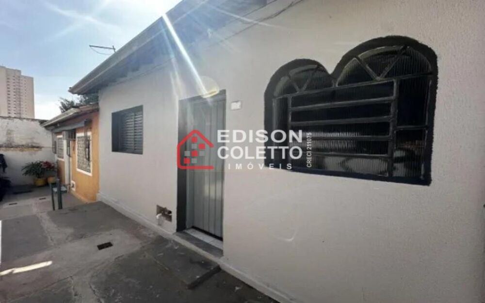 Casa à venda com 2 quartos, 48m² - Foto 4