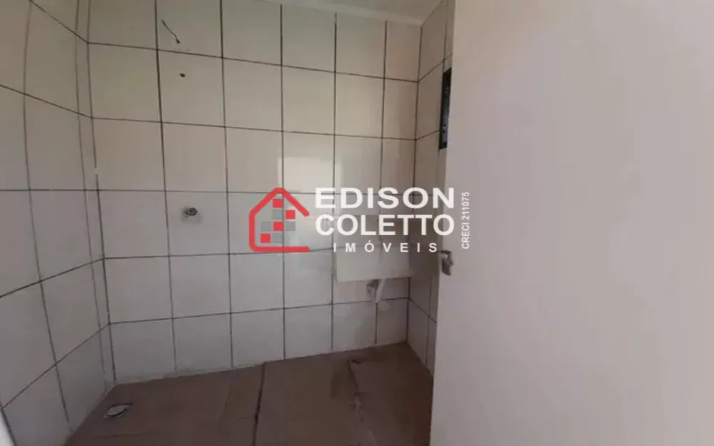 Casa à venda com 2 quartos, 93m² - Foto 9