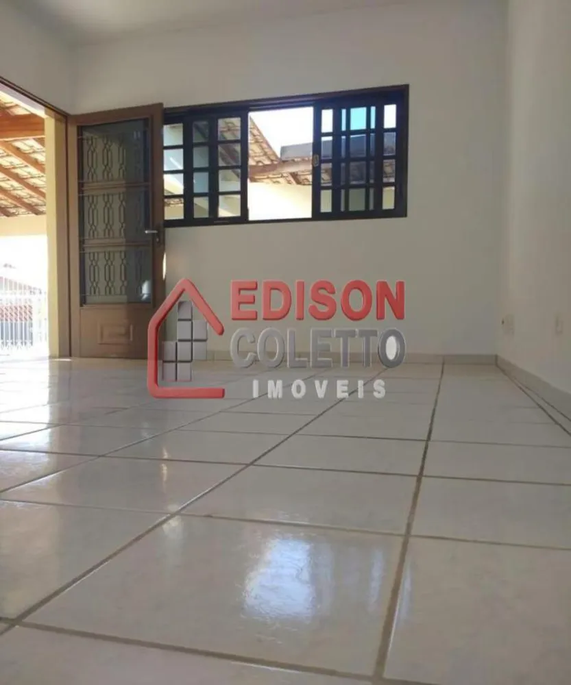 Casa, 3 quartos, 141 m² - Foto 1