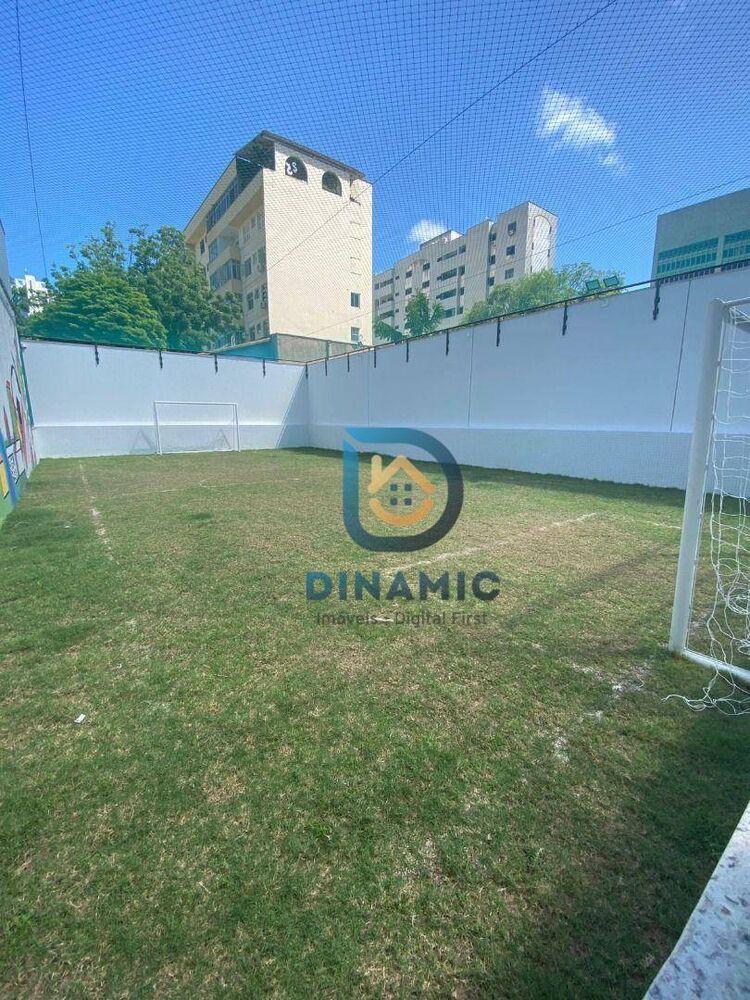 Apartamento à venda com 3 quartos, 188m² - Foto 2
