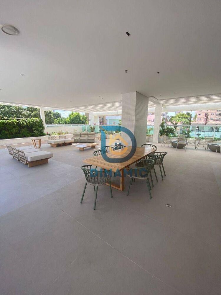 Apartamento à venda com 3 quartos, 188m² - Foto 4