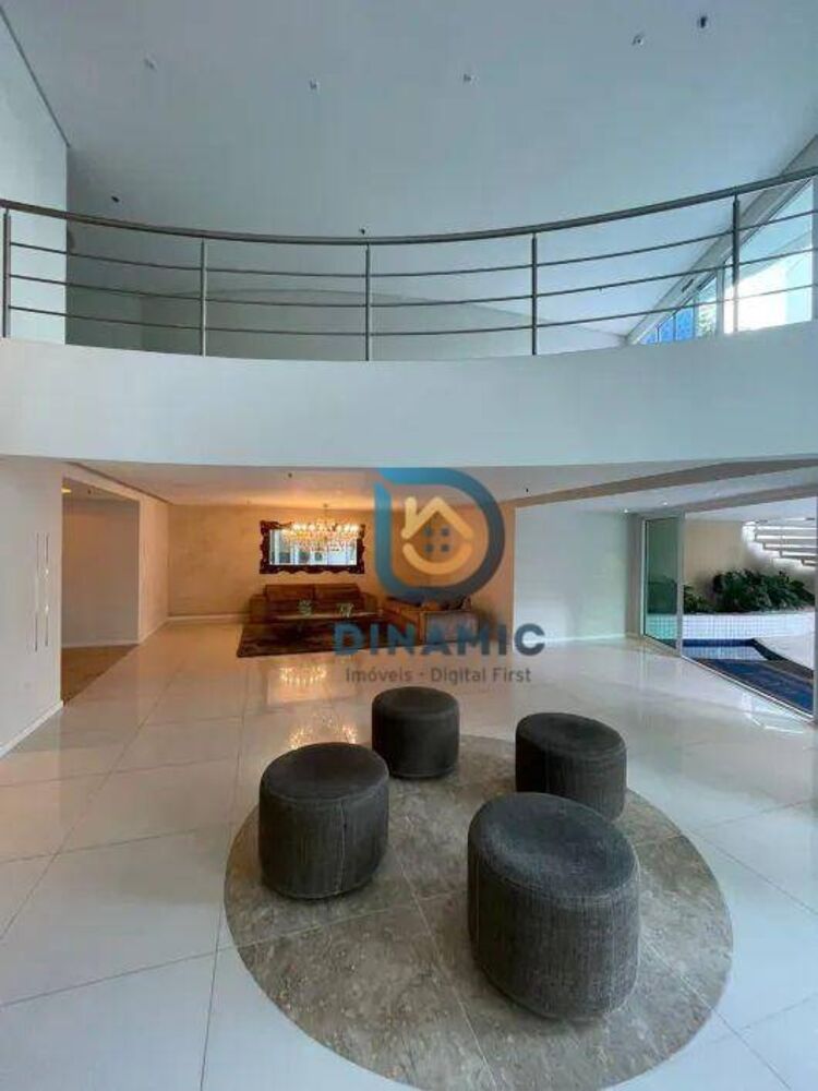 Apartamento à venda com 3 quartos, 141m² - Foto 3