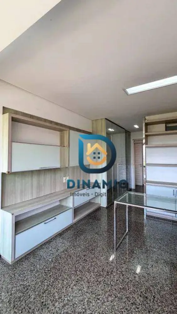 Apartamento, 3 quartos, 214 m² - Foto 2