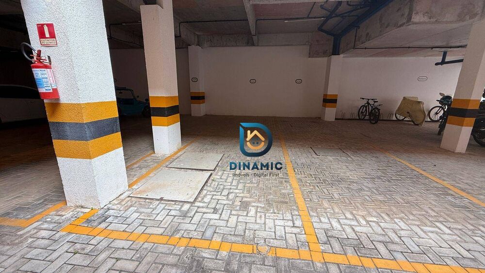 Apartamento à venda com 3 quartos, 136m² - Foto 8