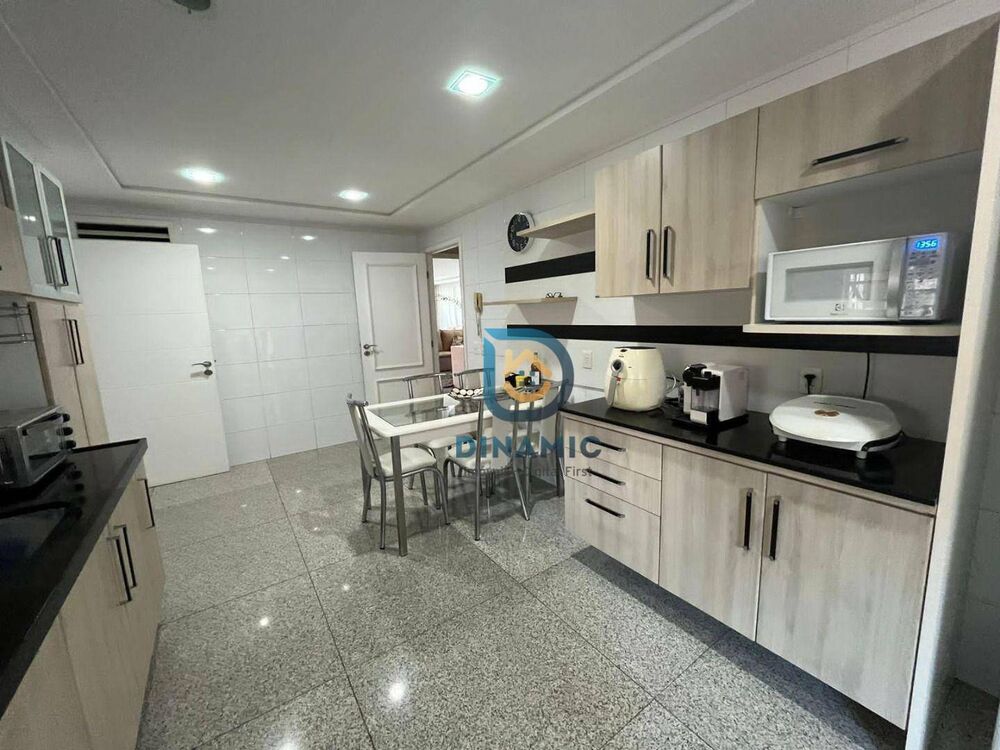 Apartamento, 3 quartos, 235 m² - Foto 19