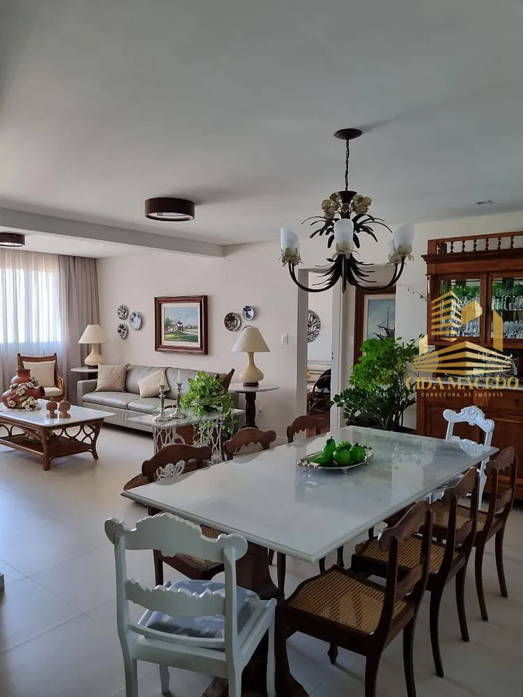 Apartamento, 4 quartos, 200 m² - Foto 1