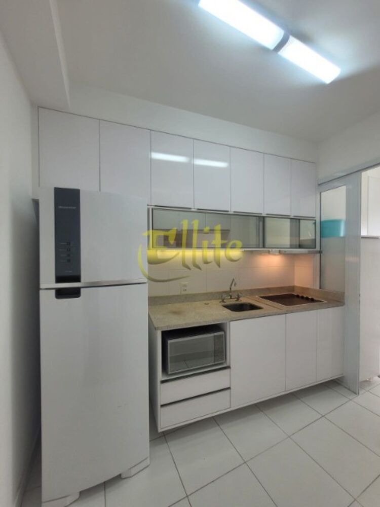 Apartamento para alugar com 2 quartos, 68m² - Foto 2