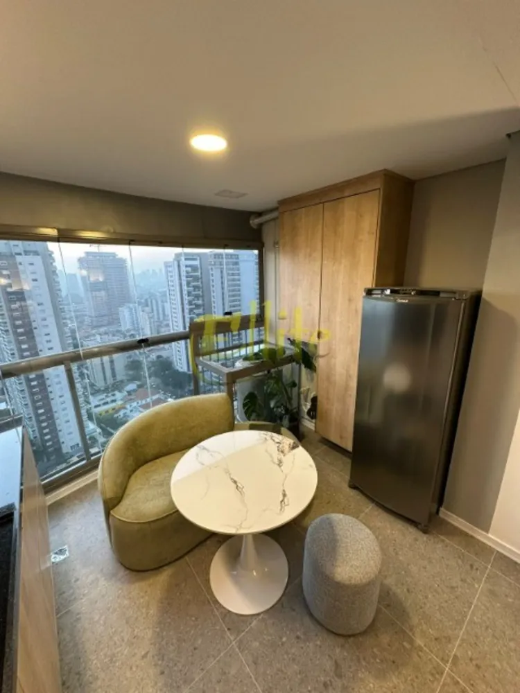 Apartamento, 1 quarto, 32 m² - Foto 2
