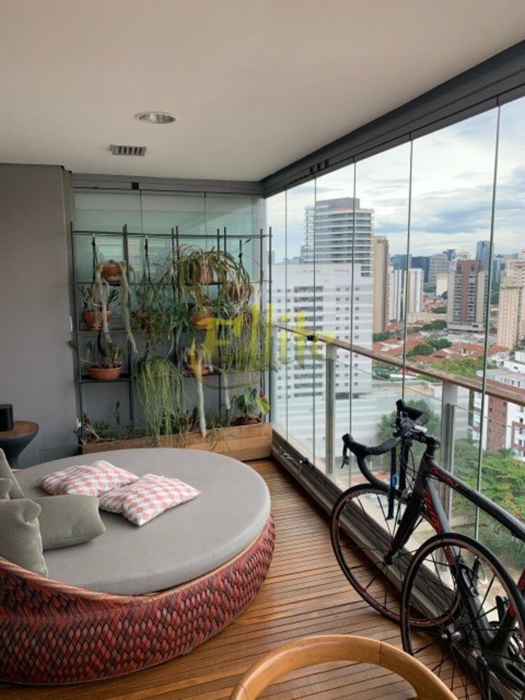 Flat/Apart Hotel para alugar com 2 quartos, 182m² - Foto 1