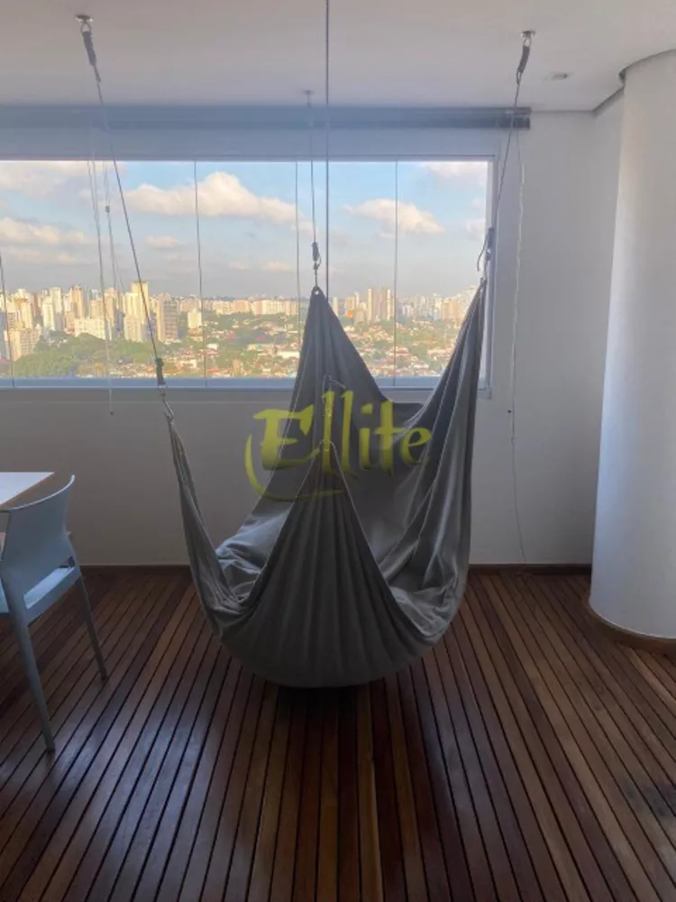 Apartamento para alugar com 3 quartos, 120m² - Foto 2