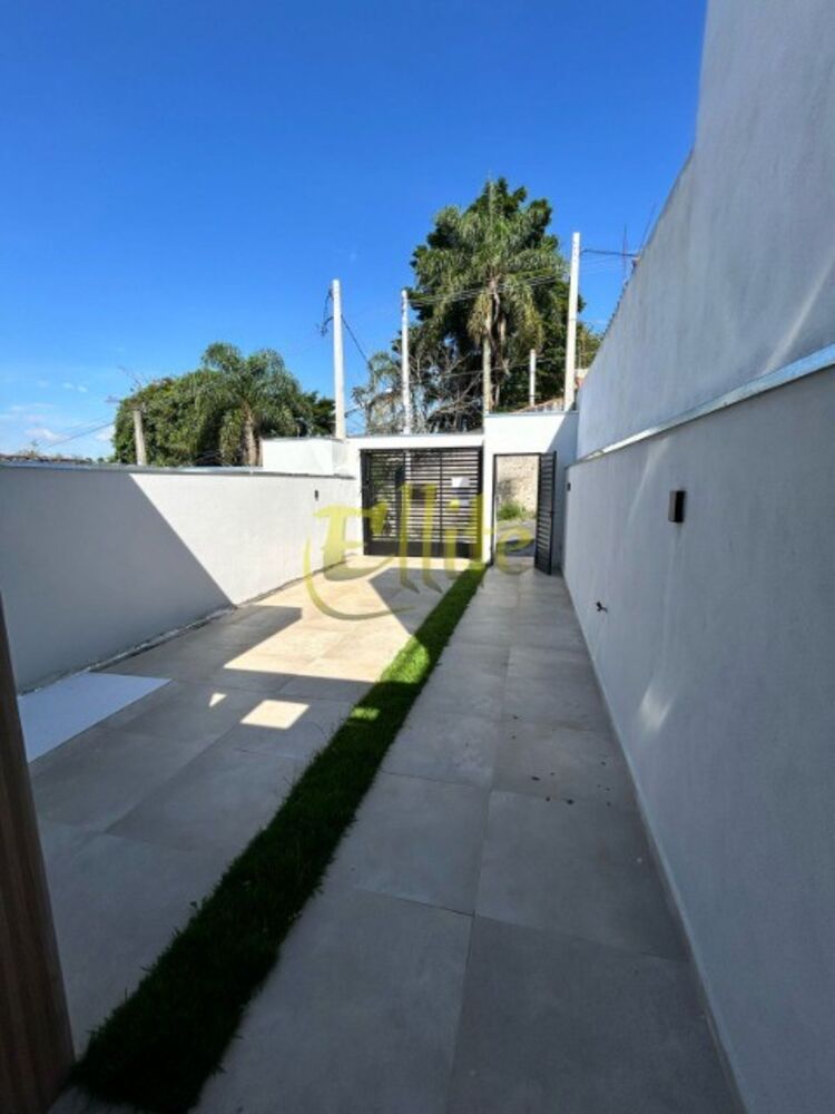 Casa, 3 quartos, 250 m² - Foto 1