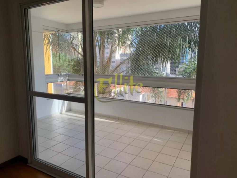 Apartamento para alugar com 3 quartos, 93m² - Foto 2